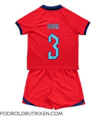 England Luke Shaw #3 Udebanetrøje Børn VM 2022 Kortærmet (+ Korte bukser)